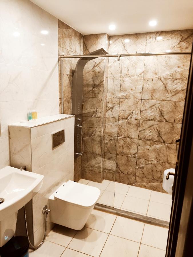 Golden Hotel Амман Экстерьер фото